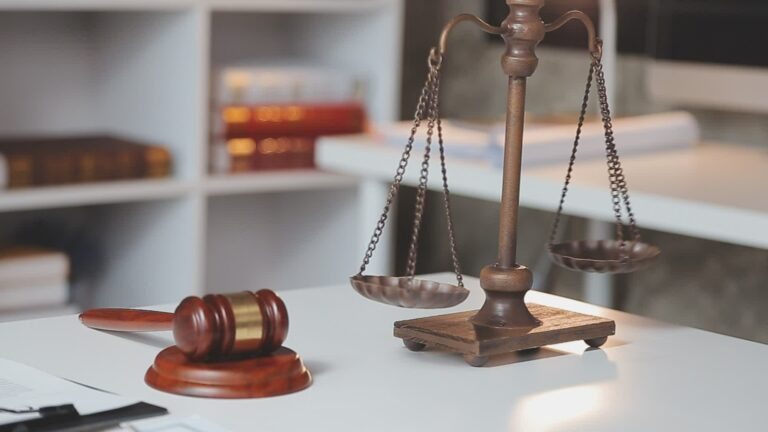 Choosing the Right Attorney Beyond the Google Reviews